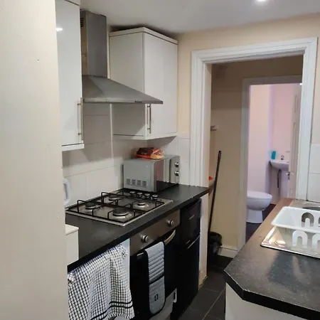 1 Bedroom Apartment-free Wifi+free Netflix +more * Barrow-in-Furness